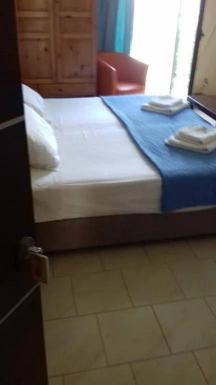 Parthenon Hotel