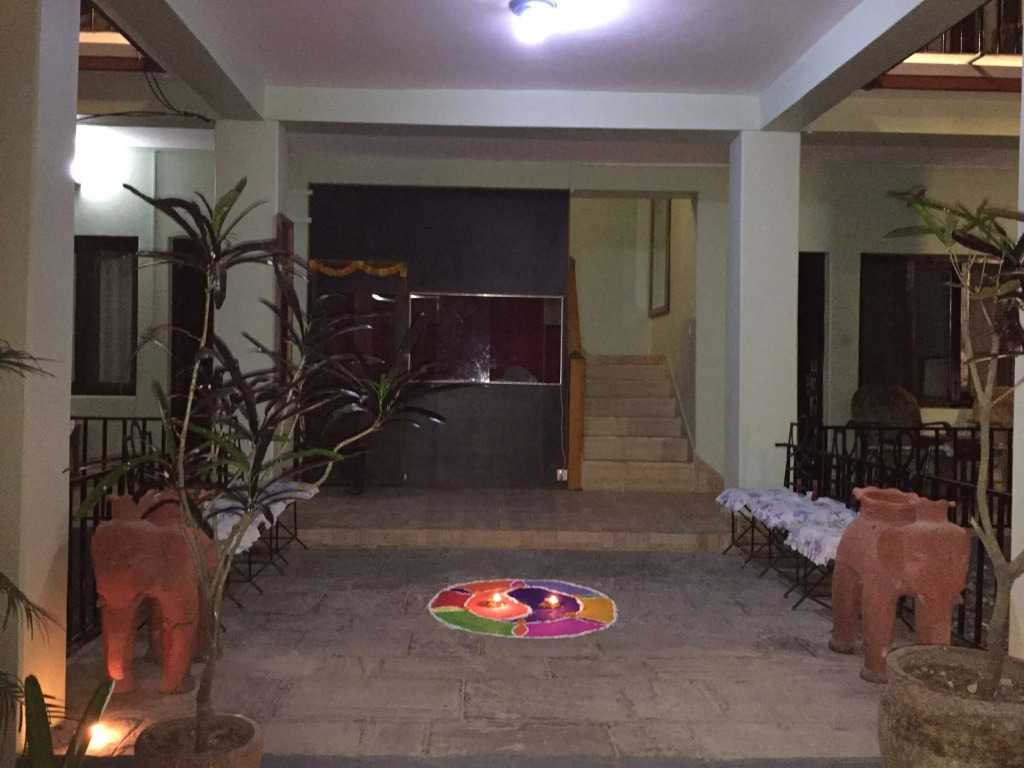 Yeti Guest House