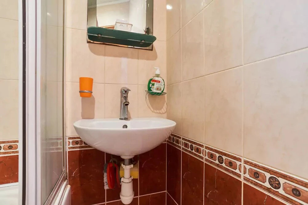 Апартаменты Home-Hotel, ул. Раисы Осипкиной, 7А