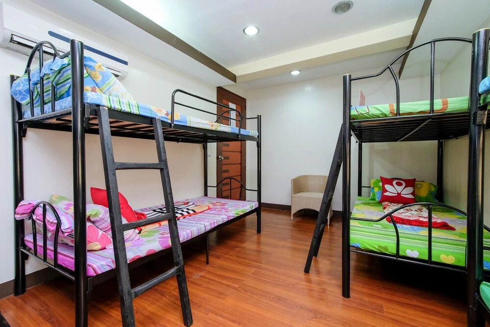 ZEN Hostel Quirino Ave. Malate