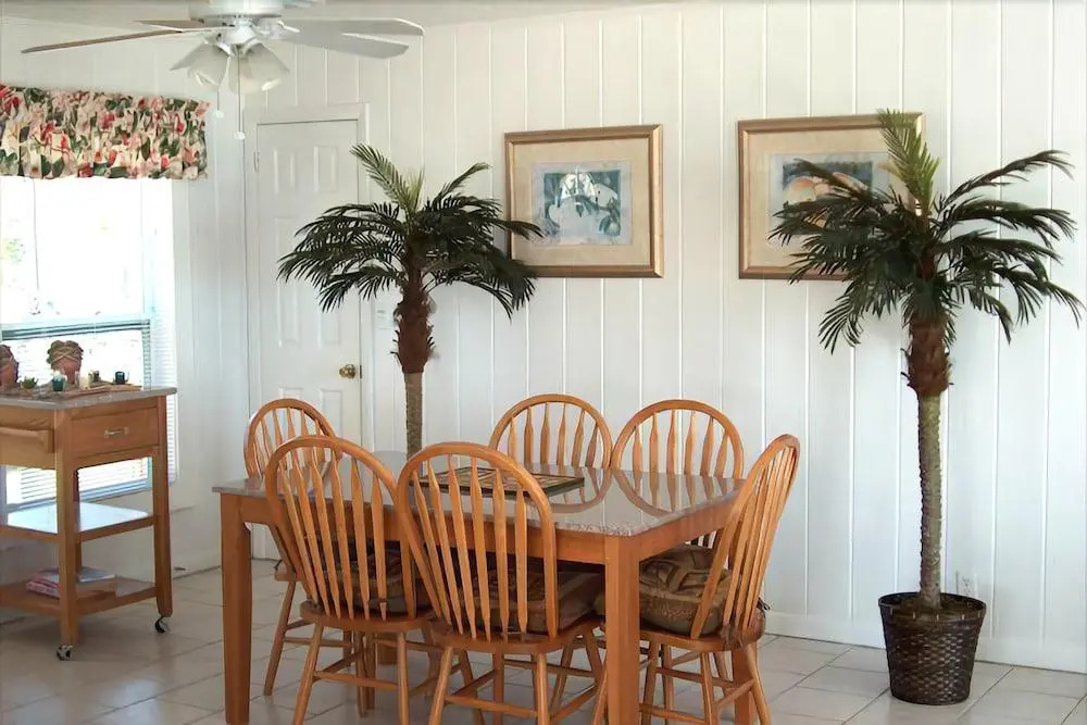 Pelican Beach Villas