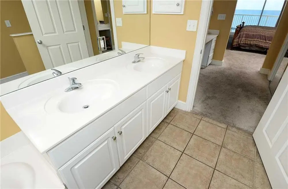 Majestic 1206 East Tower II - Three Bedroom Condo