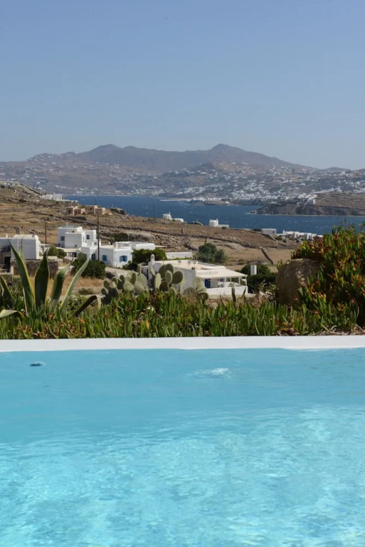 Villa Pearl 3 Bedroom Villa in Ornos With Private Pool