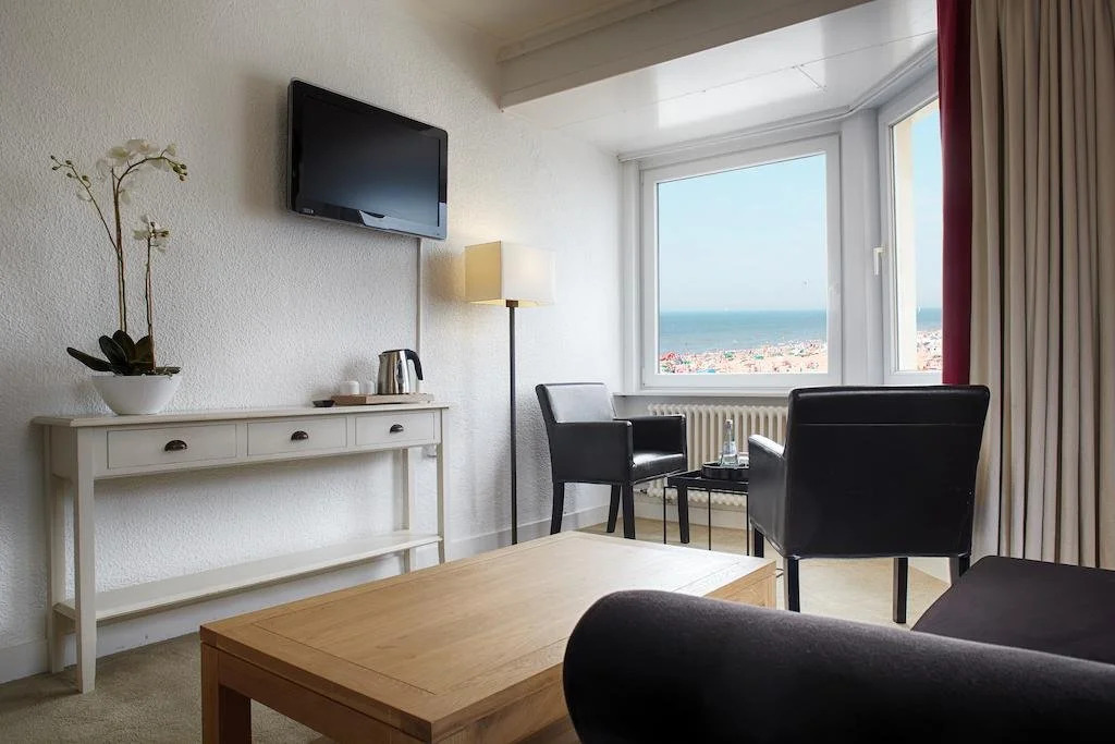 Beach Hotel