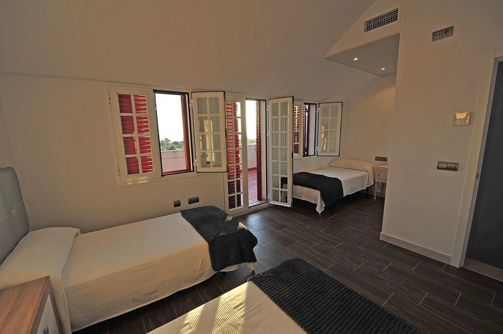 5 Rooms 5 baños Acceso Playa 2 Free Parking