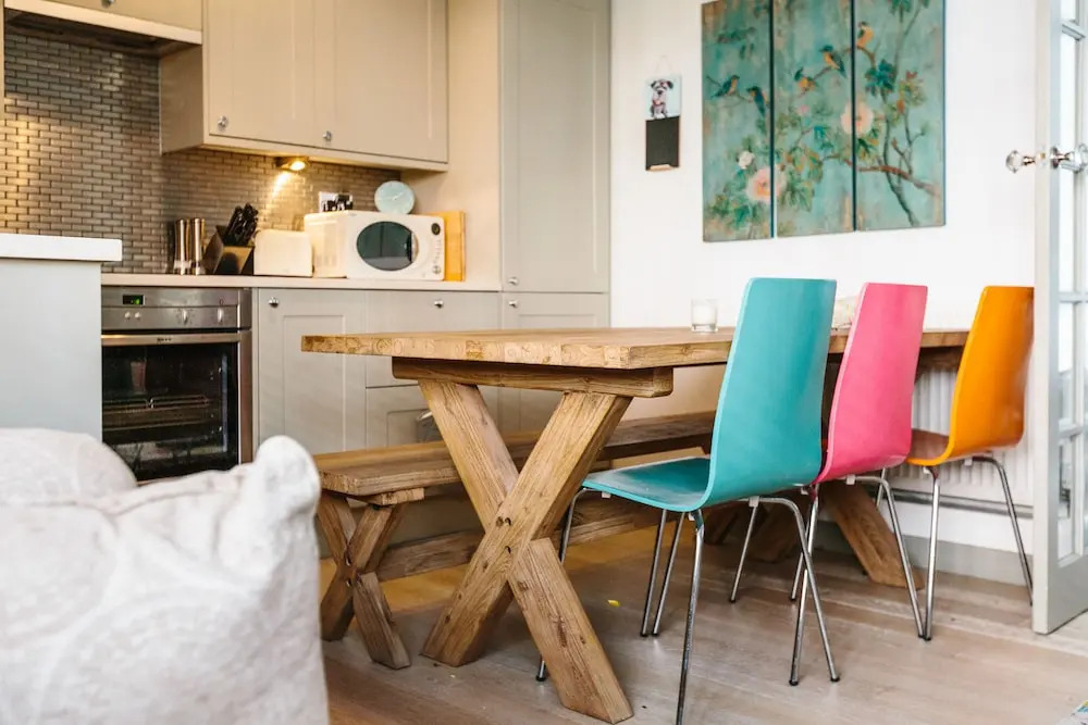 Bright and Charming Battersea Park Apartment