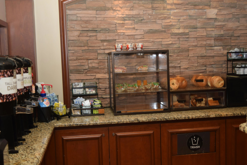Staybridge Suites Syracuse Liverpool by IHG