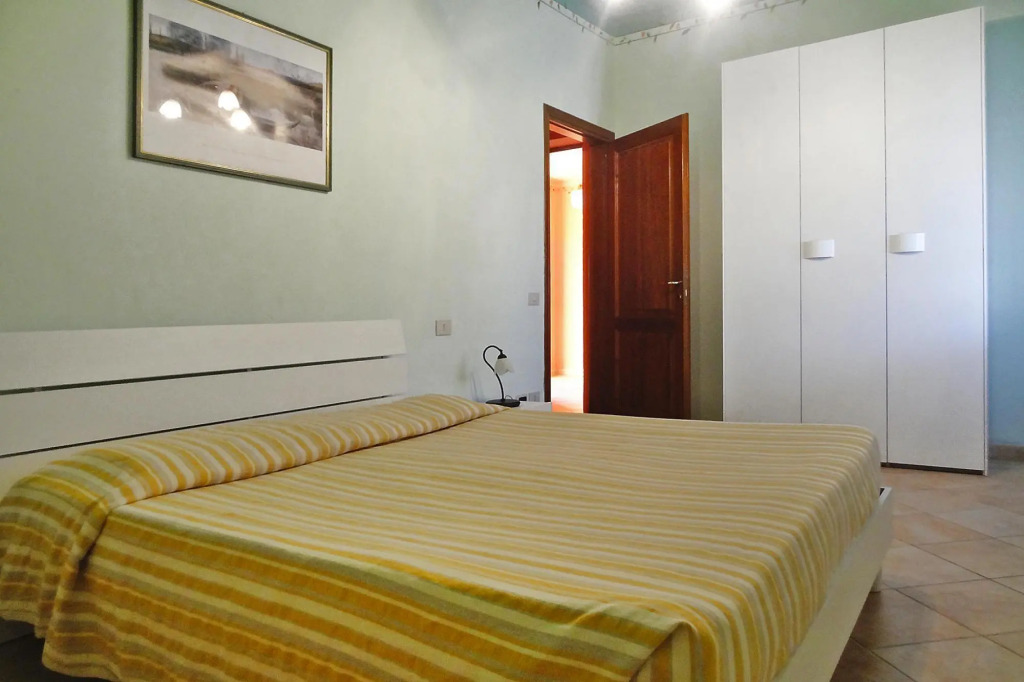 Apartment in Vinci With Pool & Wellness