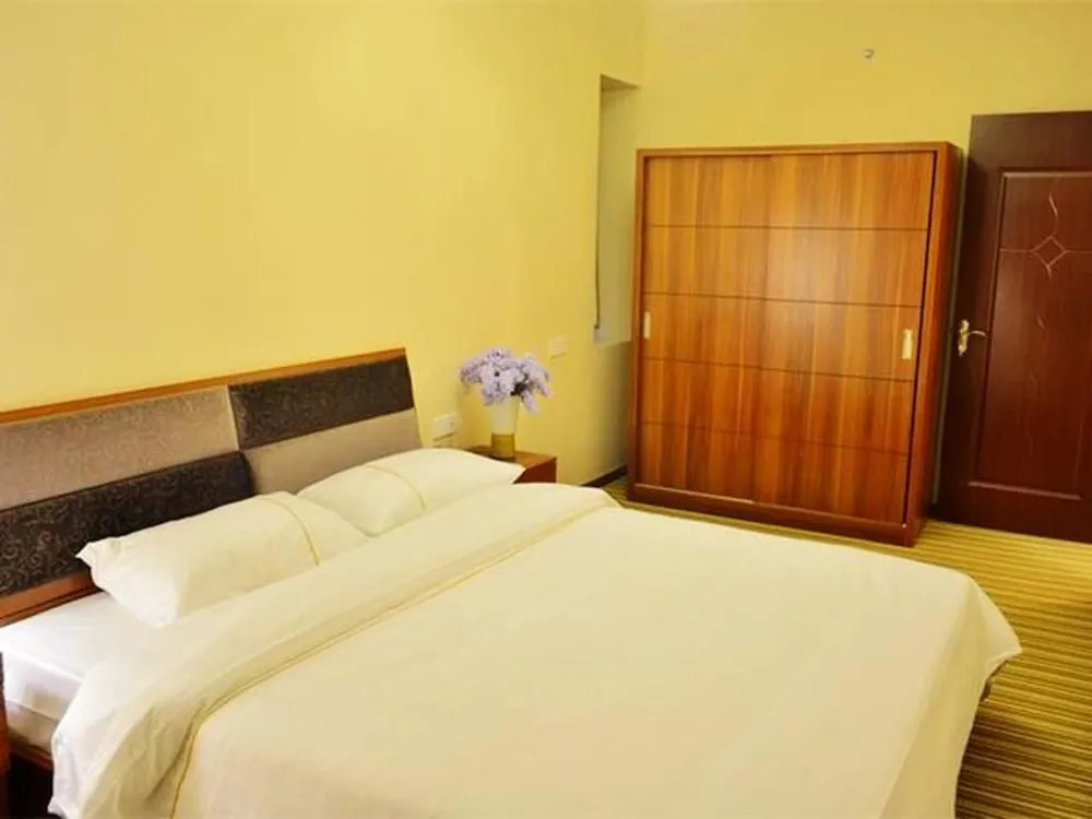 Enjoy Private Apartment Hotel Lucky City