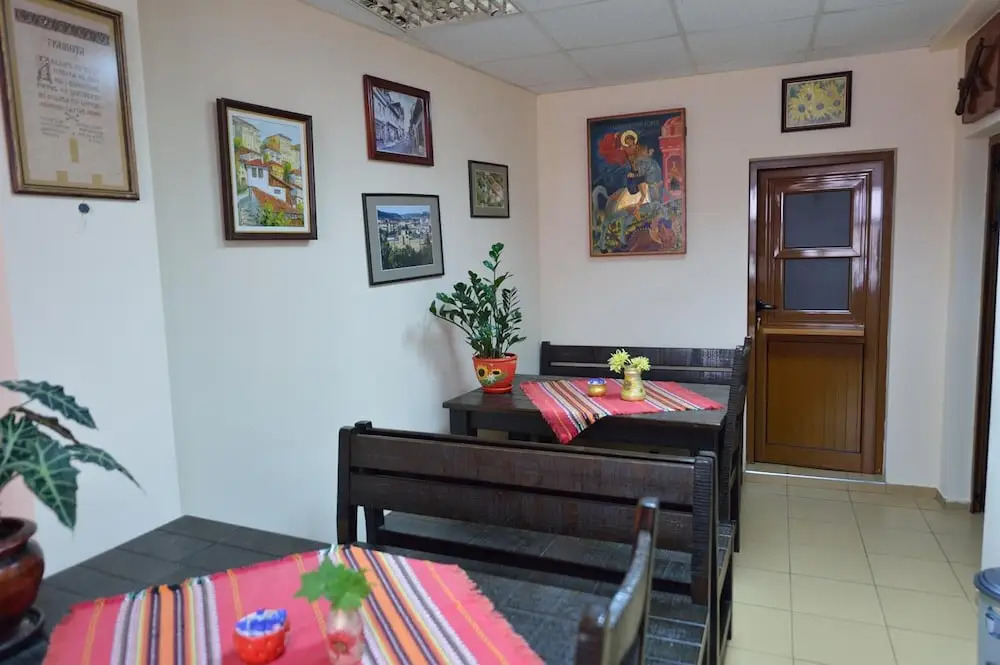 Family Hotel Varusha