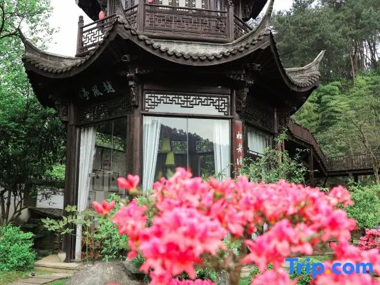 Hangzhou Qianwang Song  Culture Feast & Heritage Mansion