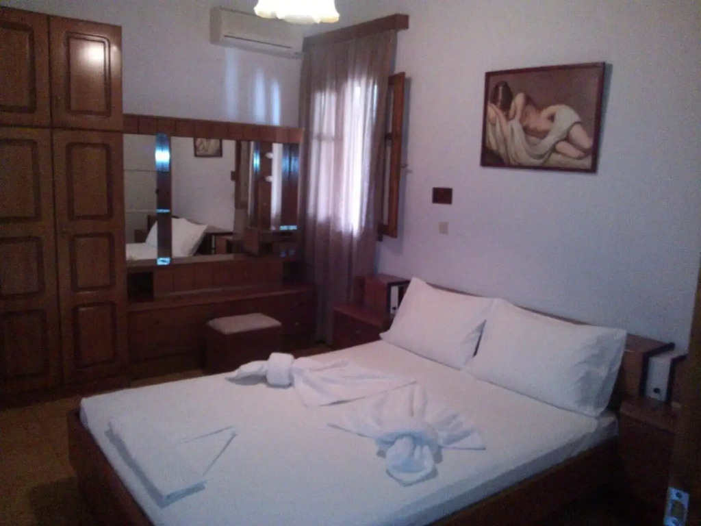 Smaragda Hotel