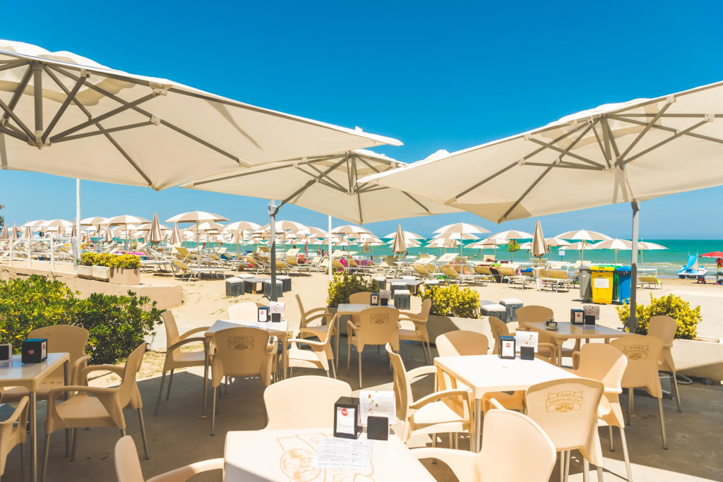 Club del Sole Stork Family Collection