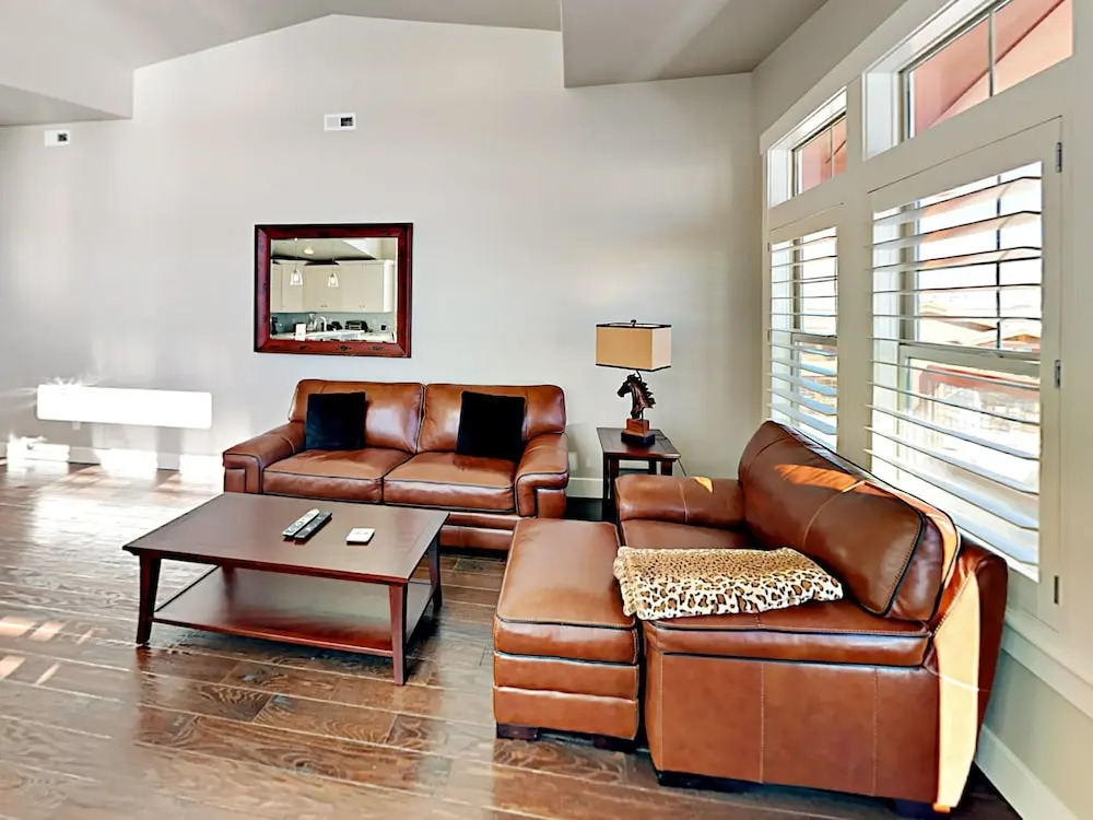 1289 Deer Park Circle Condo Unit 304 3 Bedrooms 2 Bathrooms Condo