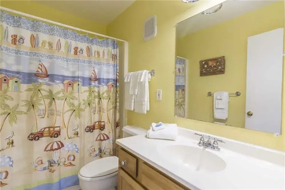 The Breakers 31 - 2 Br condo by RedAwning