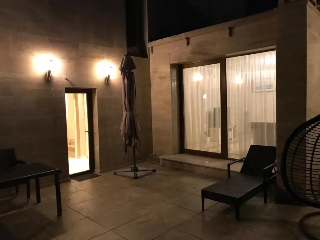 Lesya Apartment with Terrace