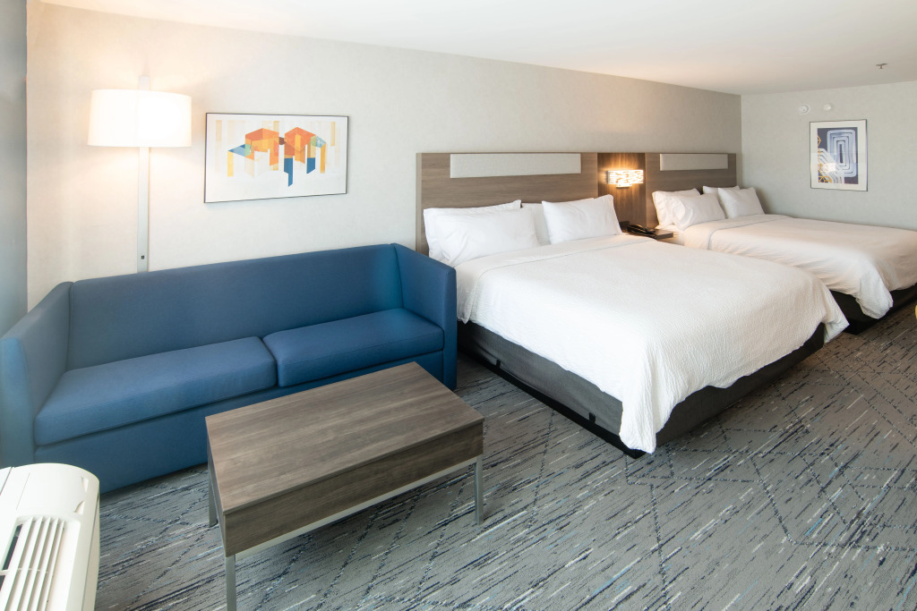 Holiday Inn Express & Suites - Moose Jaw by IHG