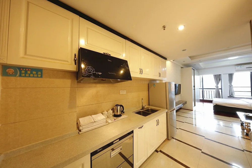 Nanchang Honggutan Baroque Apartment