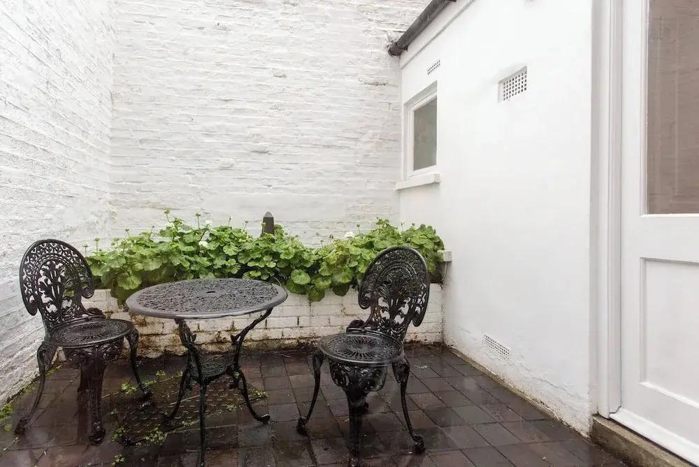 JOIVY Stylish 3 BR House with Patio, Short Walk to Regents Park & Harley Street