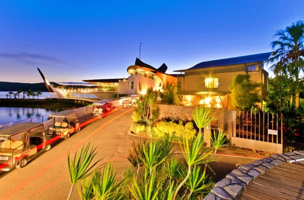 Yacht Club 19 Villa Bijou De Mer Ocean Front Private Pool 2 Buggies