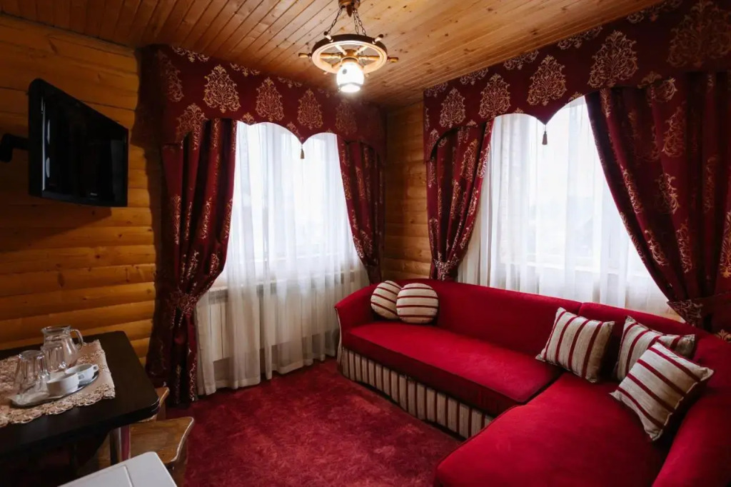 Отель Марилен
