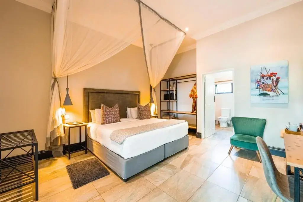 Nkosi Guest Lodge