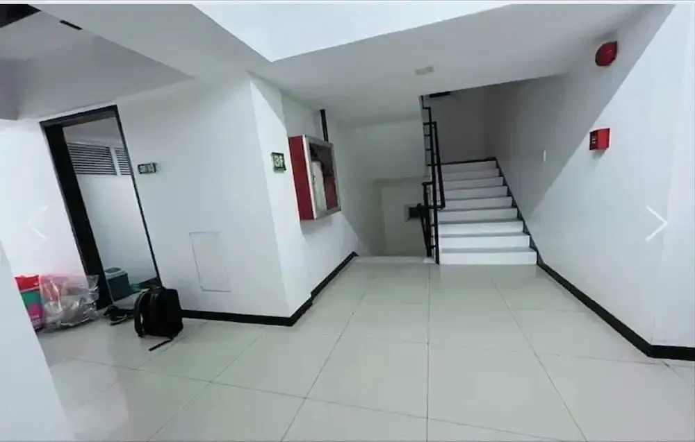 Krystalclaine Homestay-Burnham Hill Condo