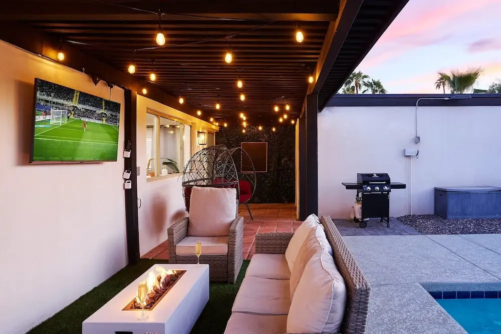 Desert Rose-hot Tub-pool Heat Avail-fire Pit-golf!