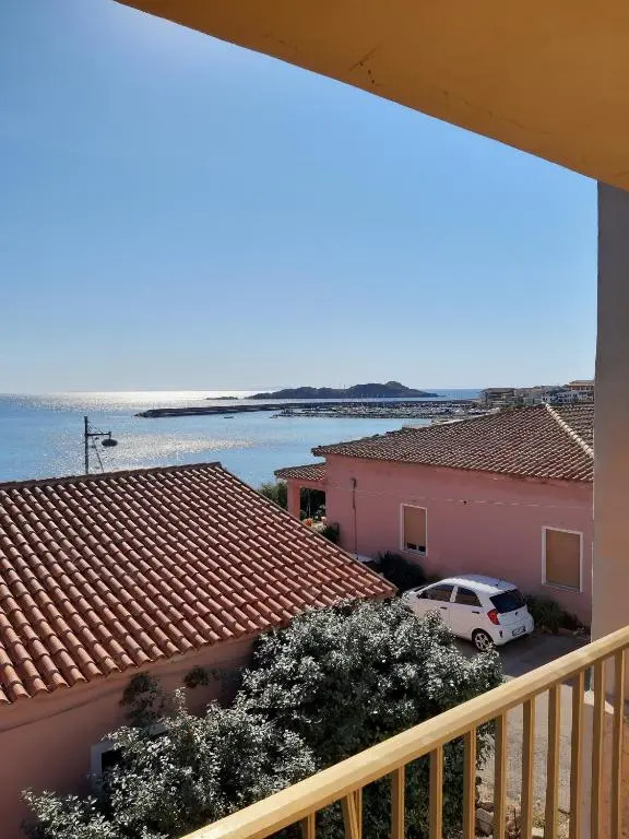 Isola Rossa Appartamenti Standard next to the beach