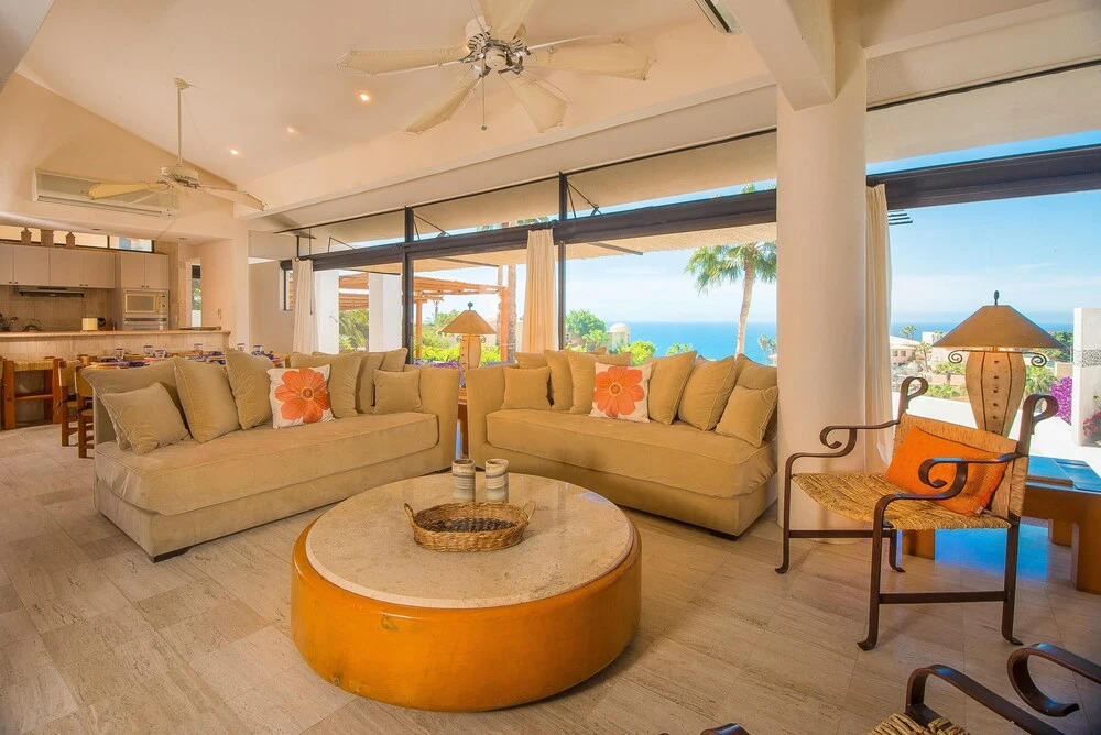 Gorgeous Ocean View Fits 17 Guests, Villa del Sol