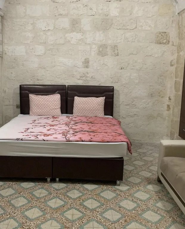 Midyat Beyaz Konak