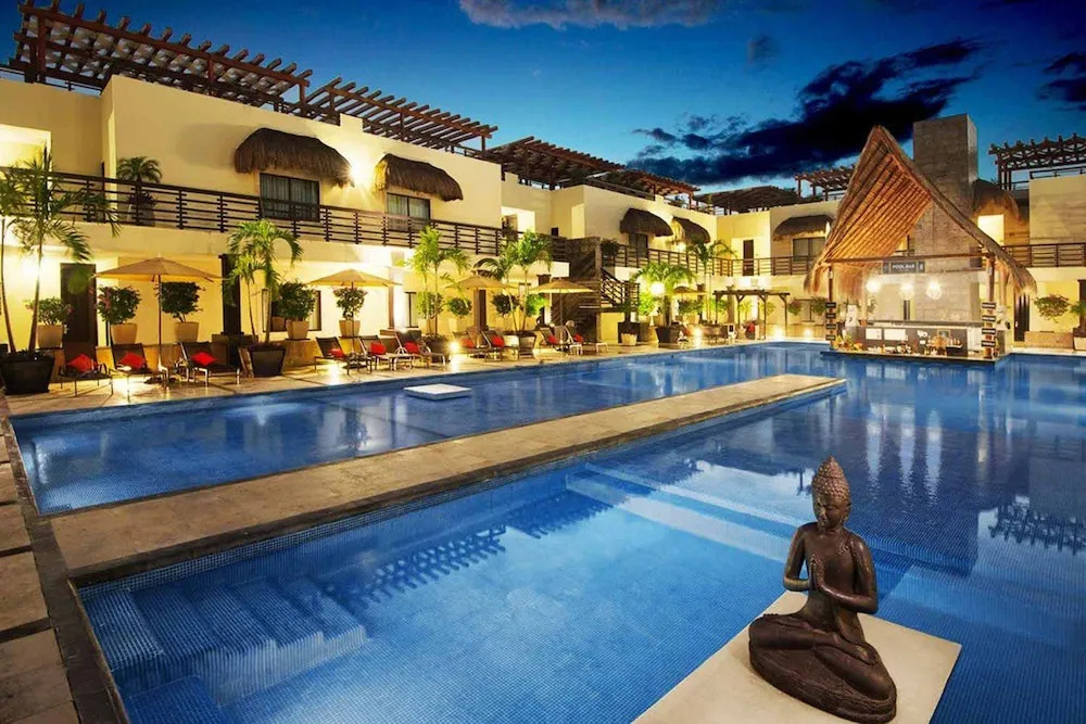 Aldea Thai 07 by Tripintravel