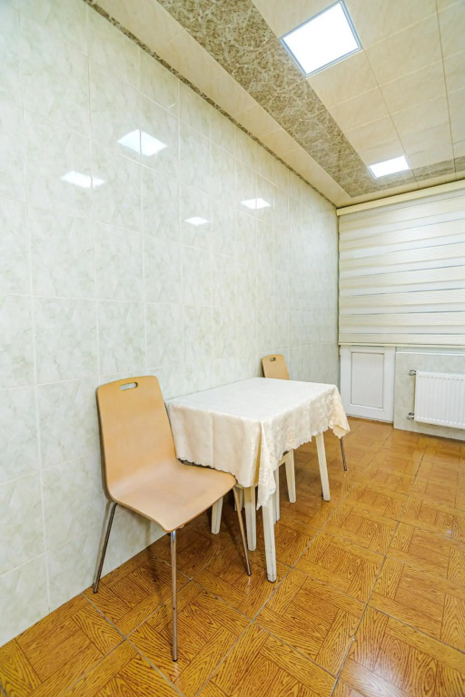 City Centre 3 Room Lux House