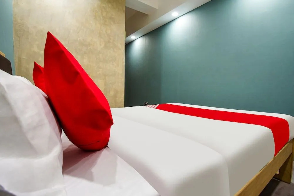 Oyo 188 Mikos Residences Bonifacio