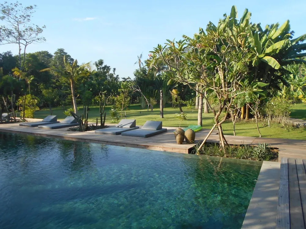 Serenity Riverside