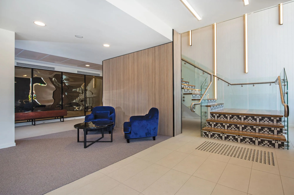 Mantra MacArthur Hotel