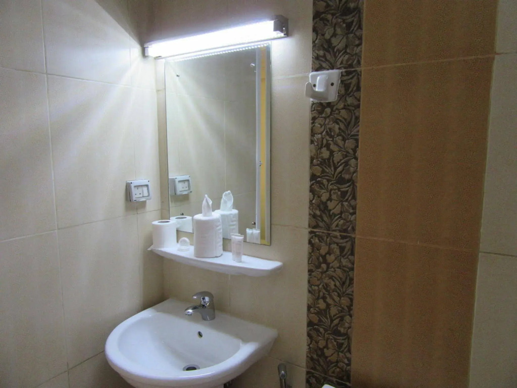 Al Ferdous Hotel Apartments
