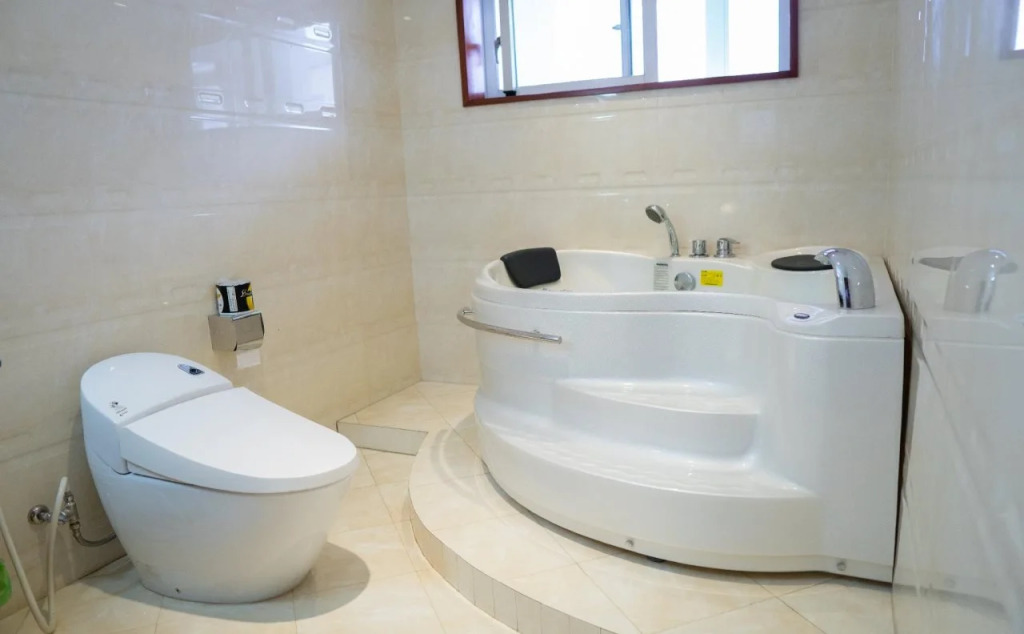 Minh Đức Green Hotel Tuần Châu