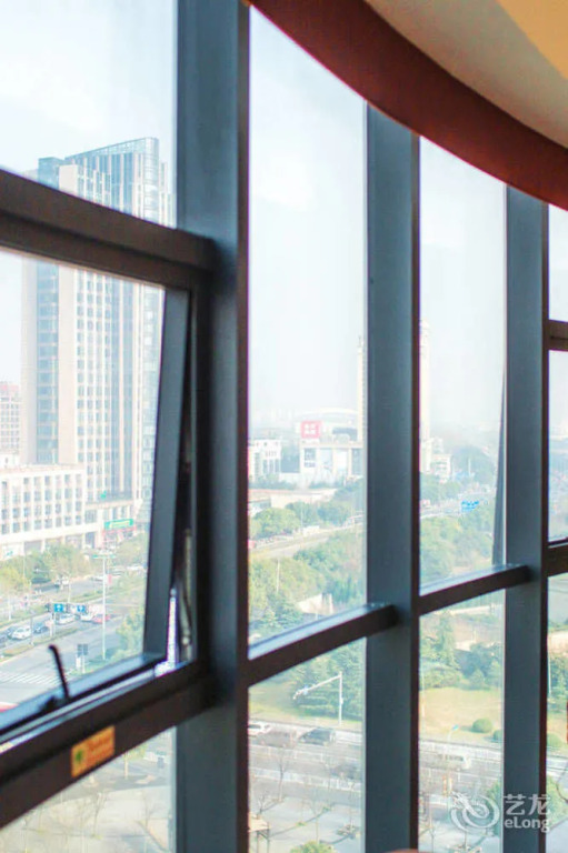 Vienna International Hotel (Jiaxing College)