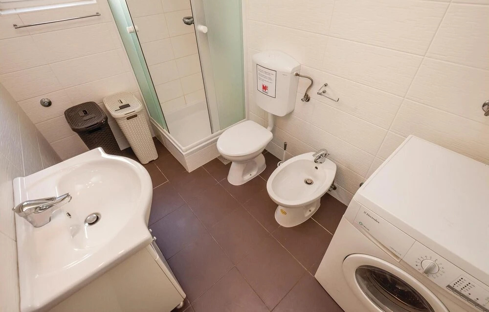 Amazing Home in Cizici With Wifi and 2 Bedrooms