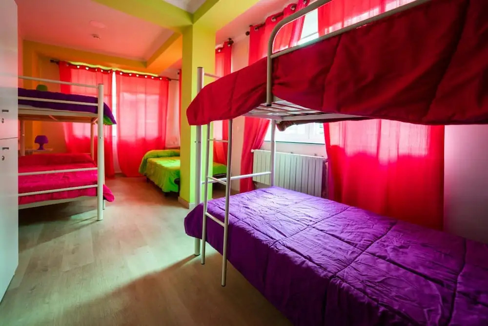 Shiku Hostel