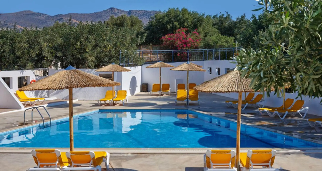 Vasia Ormos Hotel