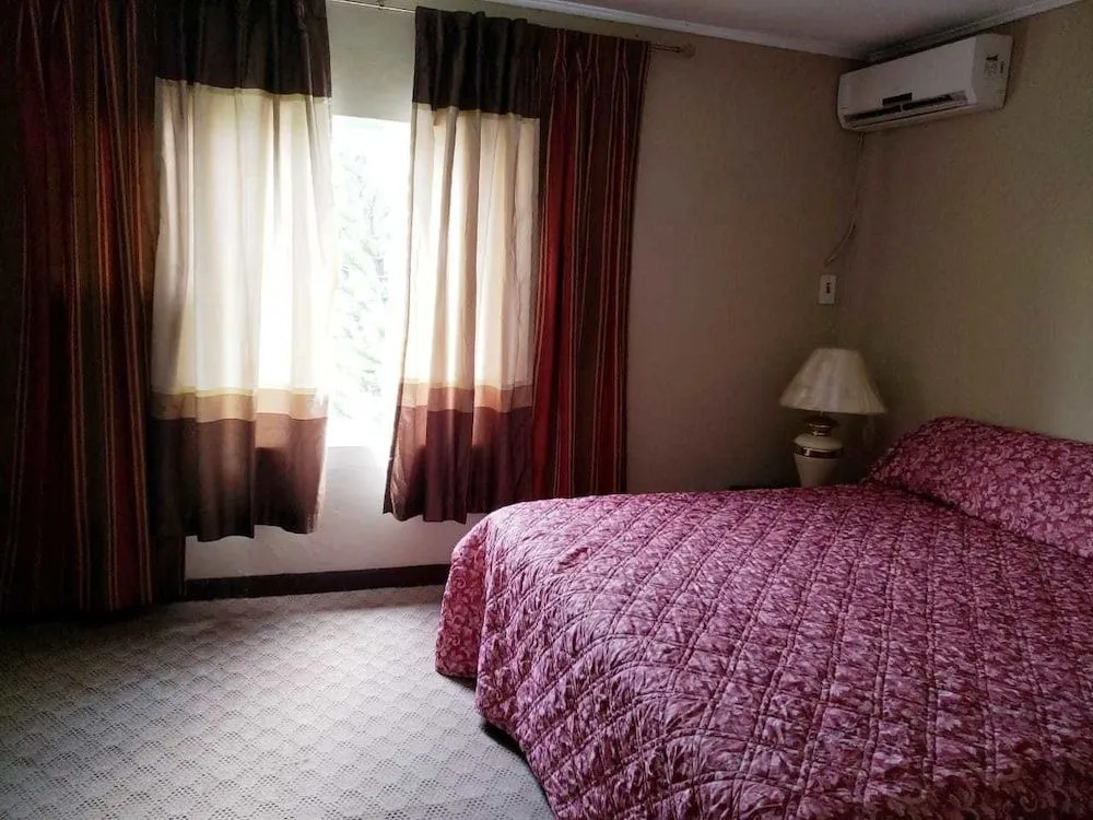 Hotel Montego