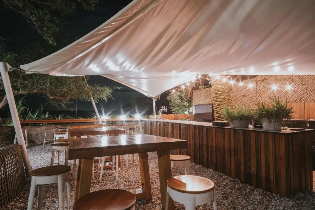 Charco Hotel