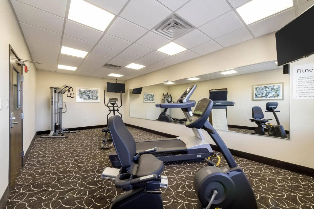 Garner Hotel Victoria - East by IHG
