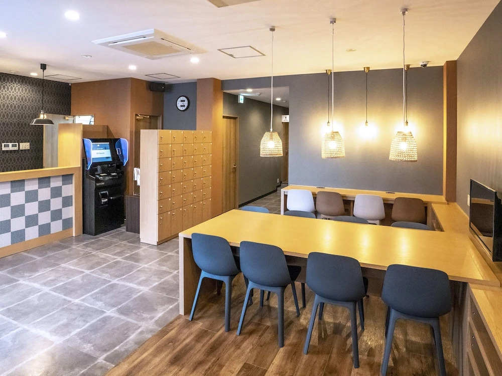 R9 Hostel Tochigi Ekimae - Male Only