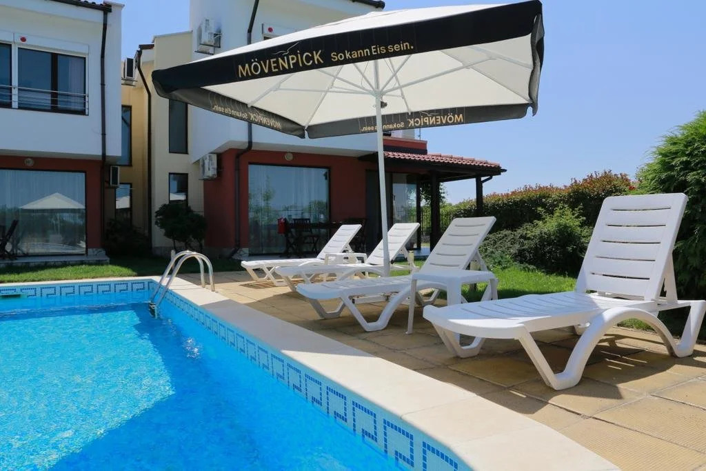 Saint Stefan Villas