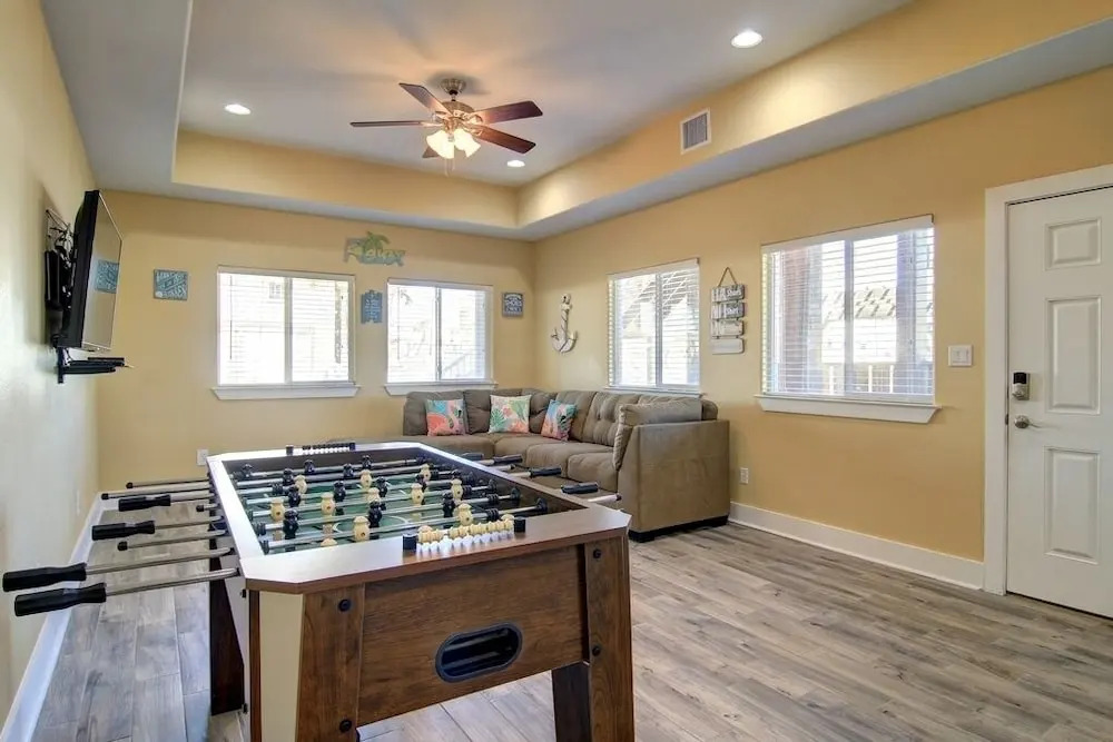 Coral - 2 Br Apts