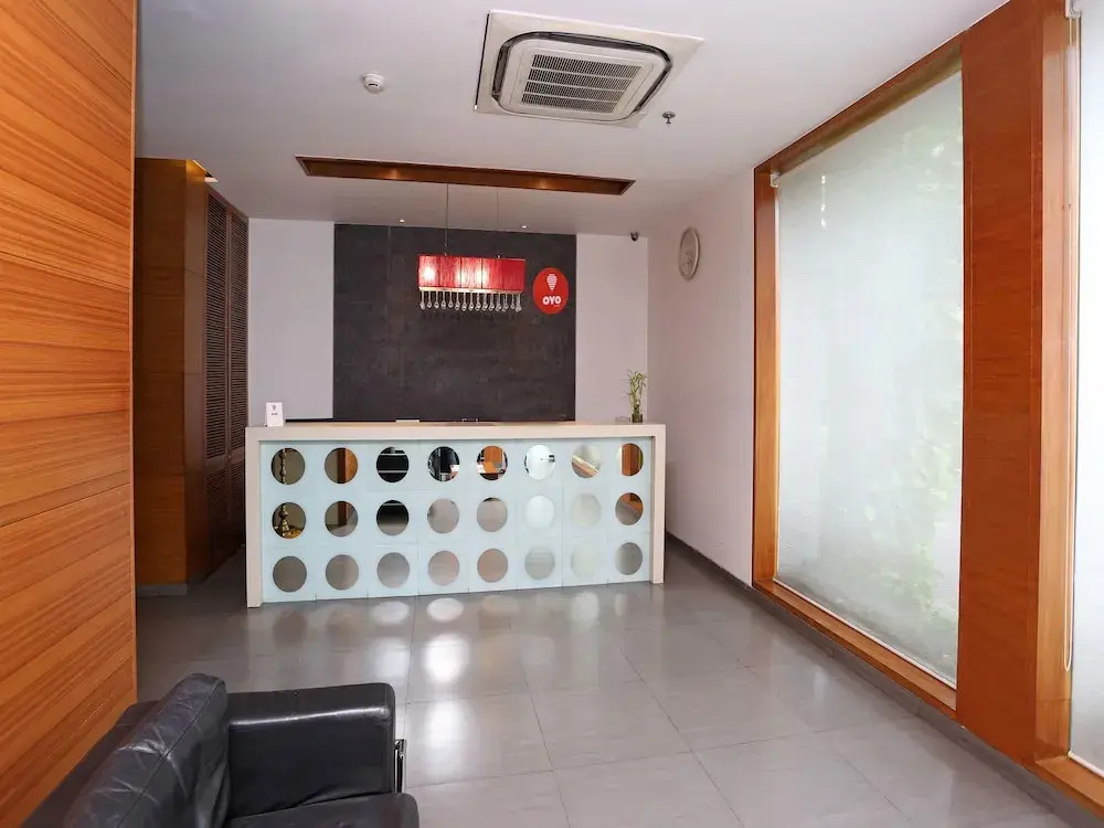OYO 623 Hotel Suncity Premiere