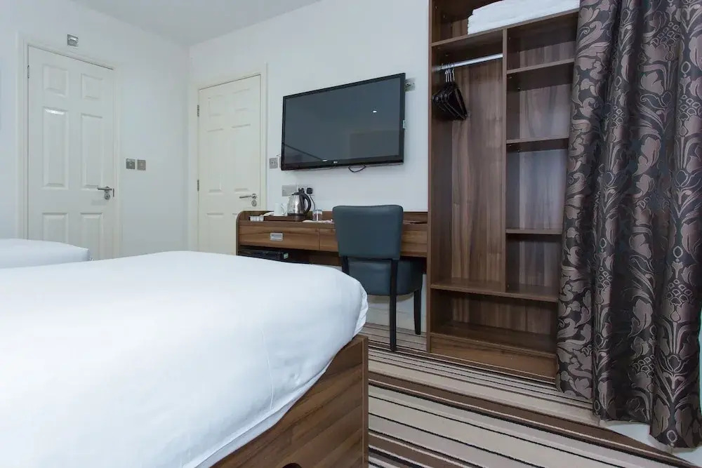 Langley Guest House Nr Pinewood Studios